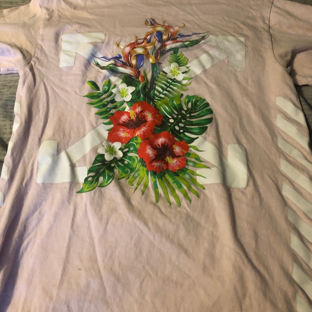 Nice fit shirt good design